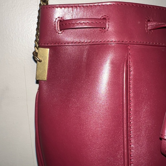 Red saint laurent tabitha hard leather bucket bag small - Picture 4 of 10